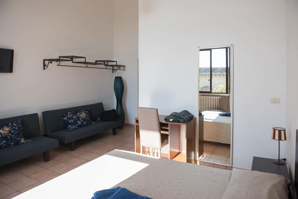 Abaca Rooms 莱切 外观 照片