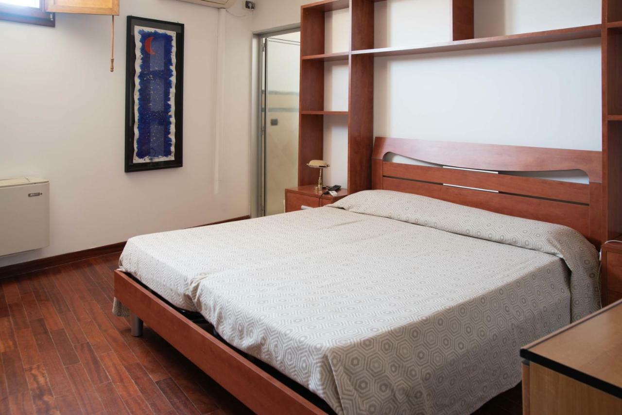 Abaca Rooms 莱切 外观 照片