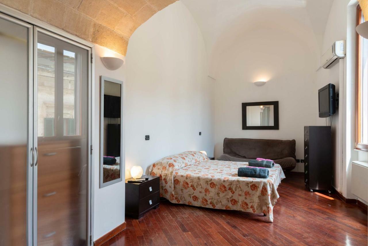 Abaca Rooms 莱切 外观 照片